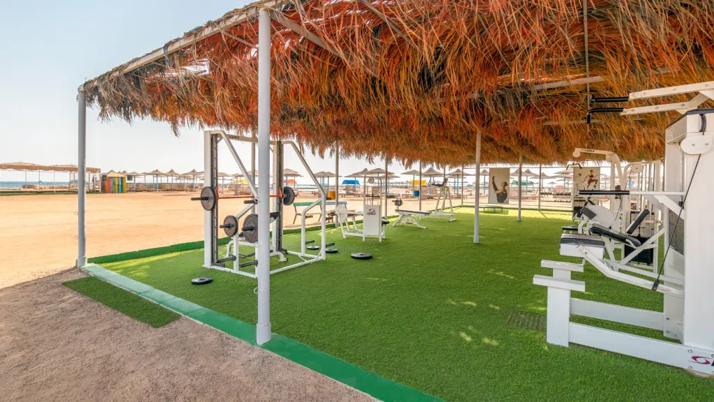 الفندق لونج بيتش ريزورت - الغردقة